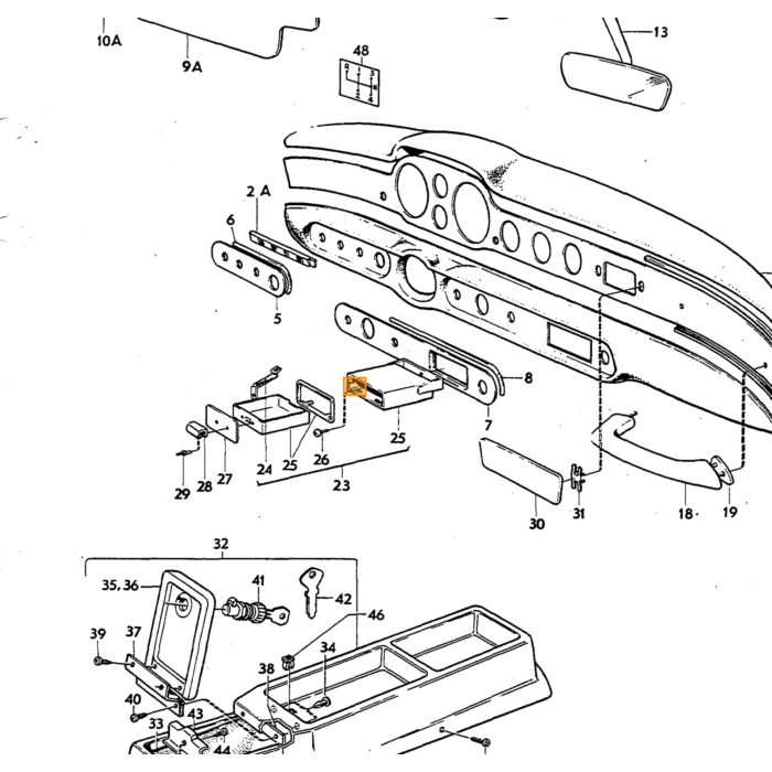 Volvo Dashboard SET P1800S+P1800E+P180ES onder + boven cover zonder foam plastic  (665101) -1972 Volvo onderdeel nr 1212985C