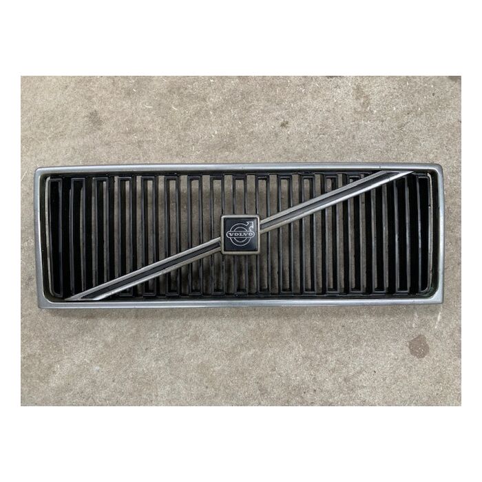 Gebrauchter Volvo 740 Grill mit Emblem, Volvo 740 Grill mit Emblem gebraucht