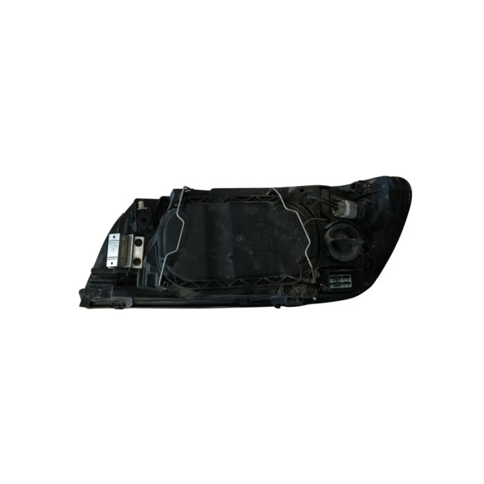 Volvo Scheinwerfer rechts Volvo V50 1.6D Kinetic ('04-'12) Teilenummer 30698886U (gebraucht)