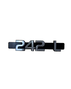 Embleem voorscherm 242L 