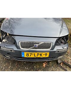 pare-chocs avant volvo V70 bleu couleur 466